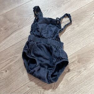 Goat milk 100% linen charcoal gray bubble romper size 6 months